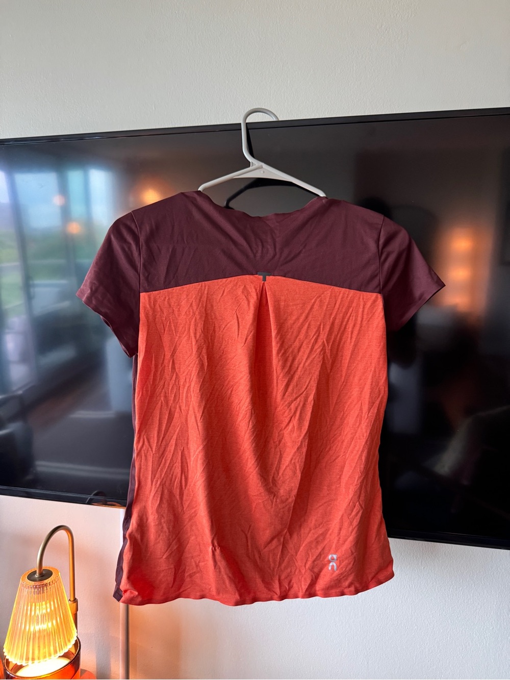 On Running Women's Short Sleeve “Performance T” - Picture 2 of 4